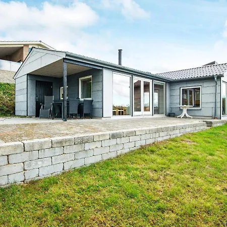 Holiday home Lxv